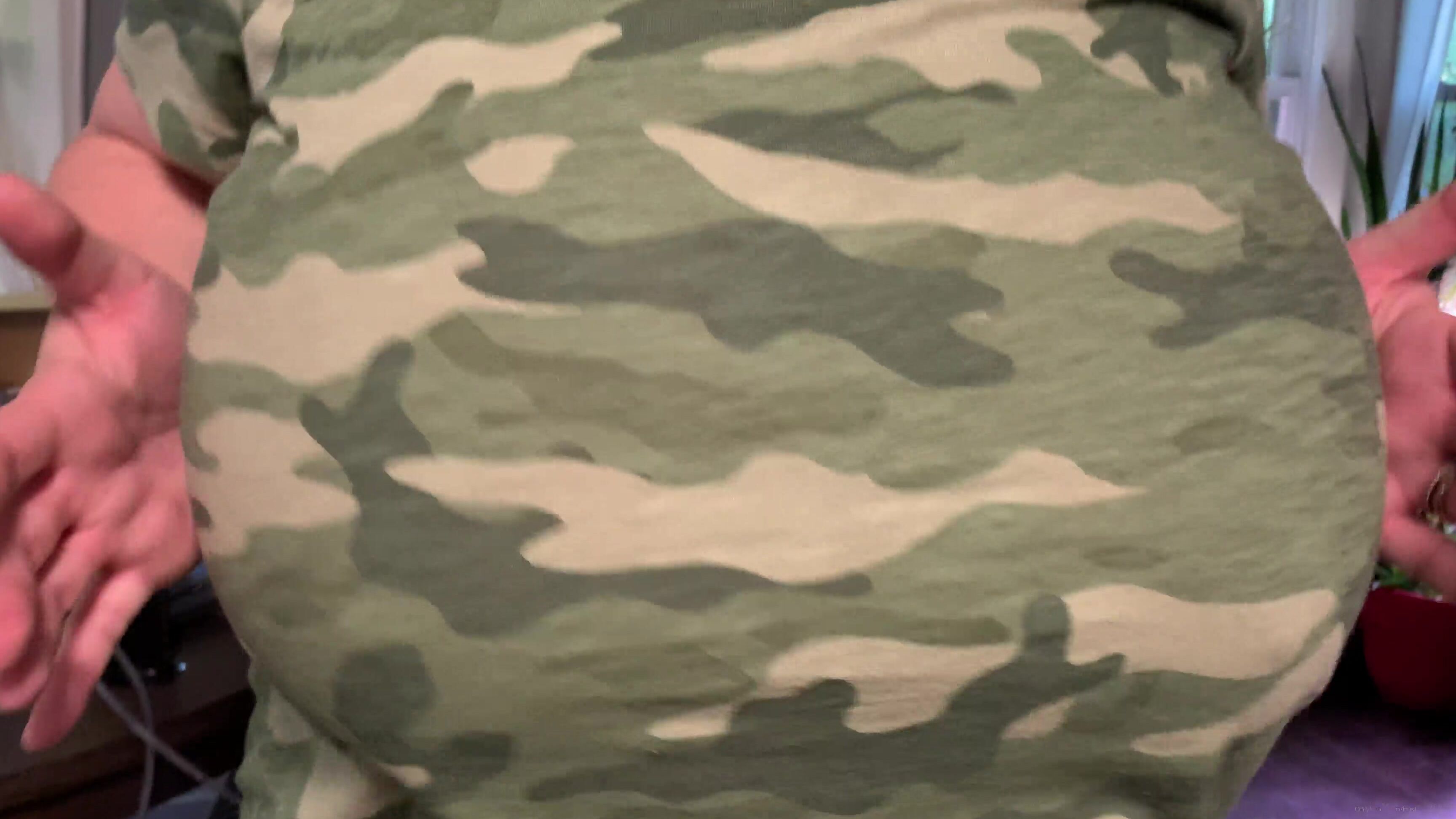 Busty Von Tease 75052973 10 22 2019 Shake Them Tiddies