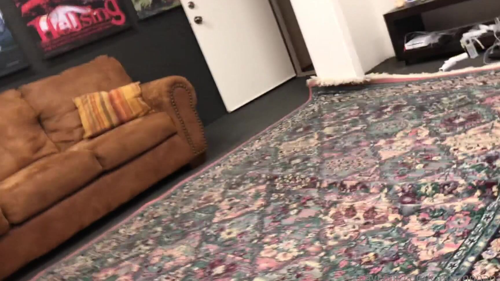 Cinnamonanarchy Here Is My Fuck A Fan Scene I Shot Last Month To Hold You Pervs Over Till The New Clip Is