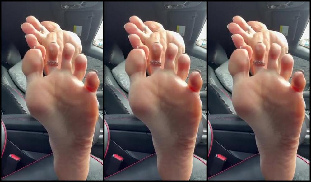 Jennysfeet Foot Fetish 03 01 2024 Onlyfans Video Filling The Car With My Strong Sweaty Feet Aroma How Long Would You Be Able