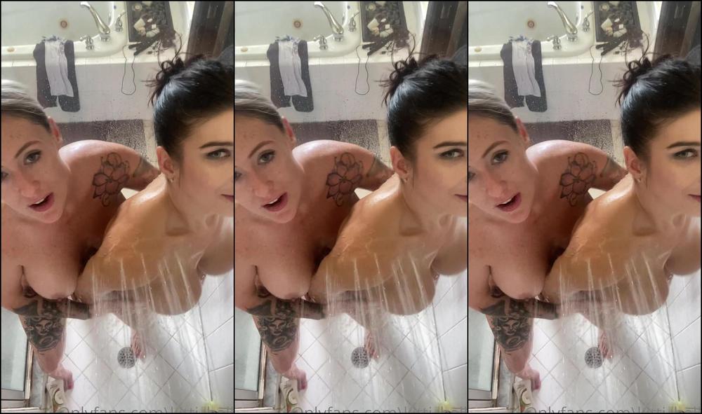 Kittibellevip Coming Clean With Alexpriest Another Fun And Wet Round