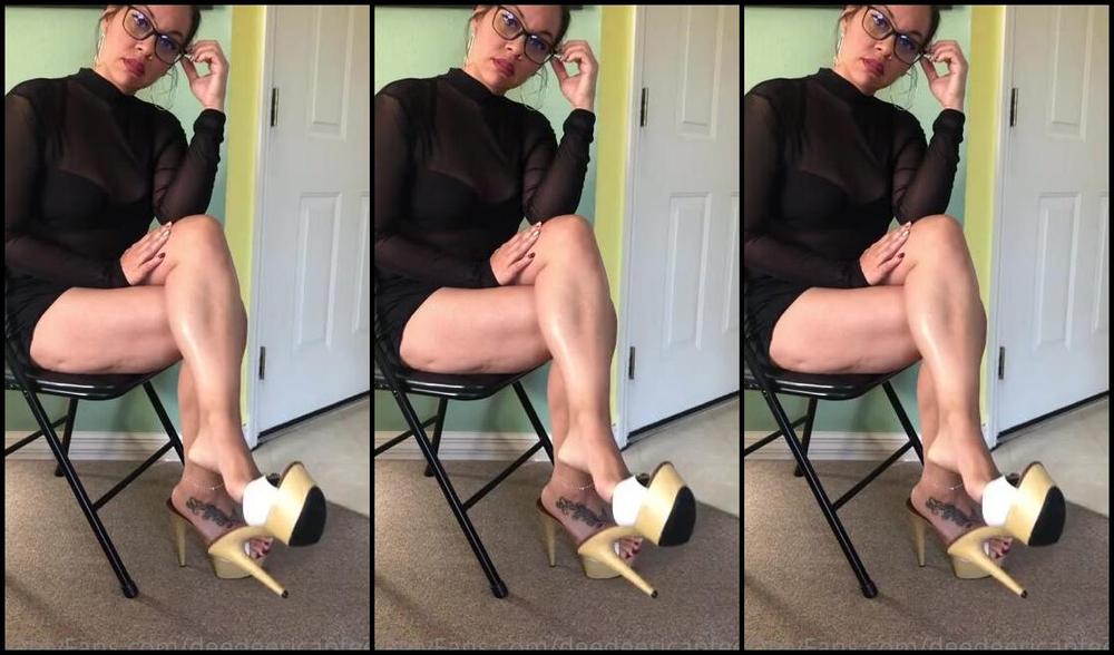 Deedeericanfeet Onlyfans As Requested Just Heel Dangling