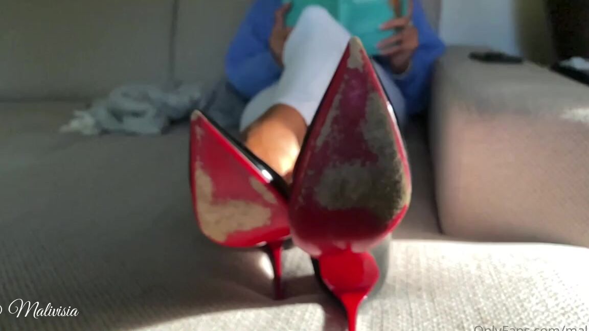 Malivisia Nicknamed Malivisia Onlyfans 09 02 2021 Louboutin Sokate In The Sunshine2