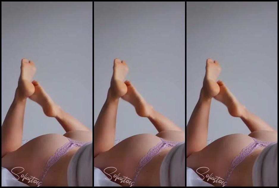 Sofiastoe Aka Sofiastoes Onlyfans Thank You Note In The Pose Thank You So Much For Sticking With Me And My Precious Little Feet