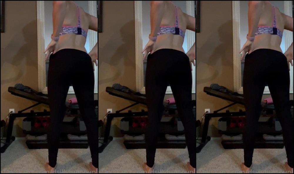 Dsillyfuncouple 2658249072 10 28 2022 Squatting Into The Weekend Do You Guys Prefer With Or Without Pants Tip If You