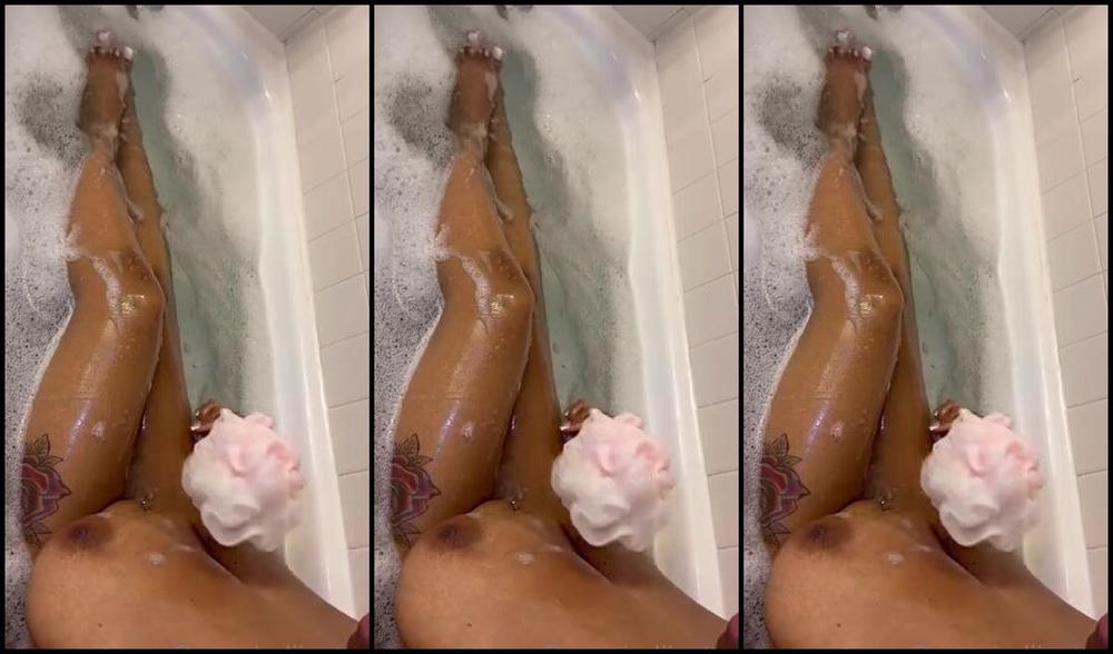 Queenjodiieetoes Aka Prettyfeetonly1800 Onlyfans Such A Tease I Know Happy Friday