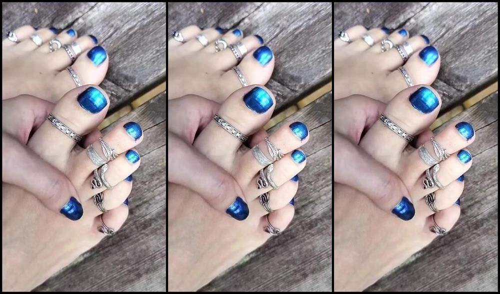 Frejas Submissive Feet Nicknamed Frejassubmissivefeet Onlyfans All Toes For You Showing Off My New Color And A Little Dirty Toe Tease Have