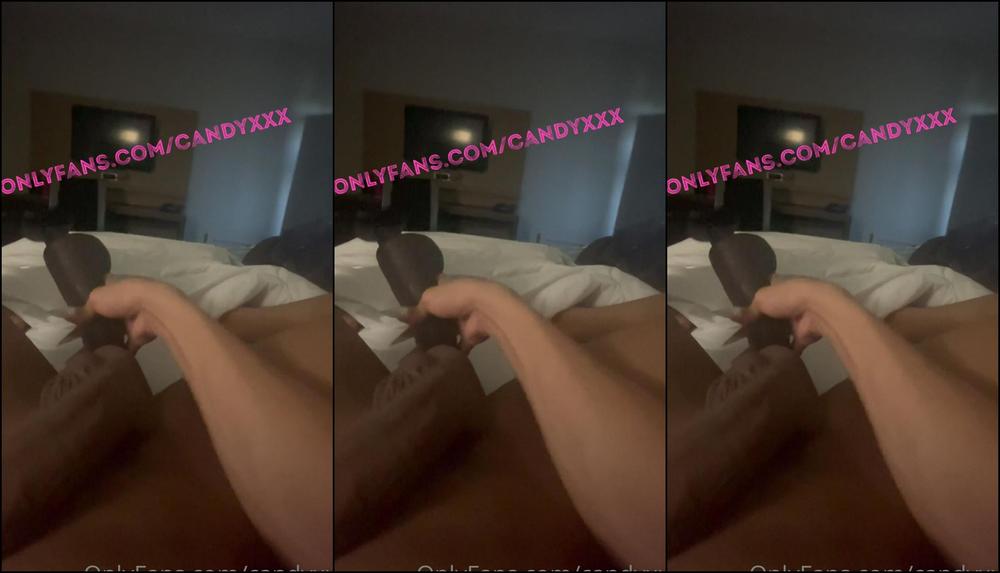 candyxxx-07-05-2021-2103052382-put-your-headphones-on-baby-