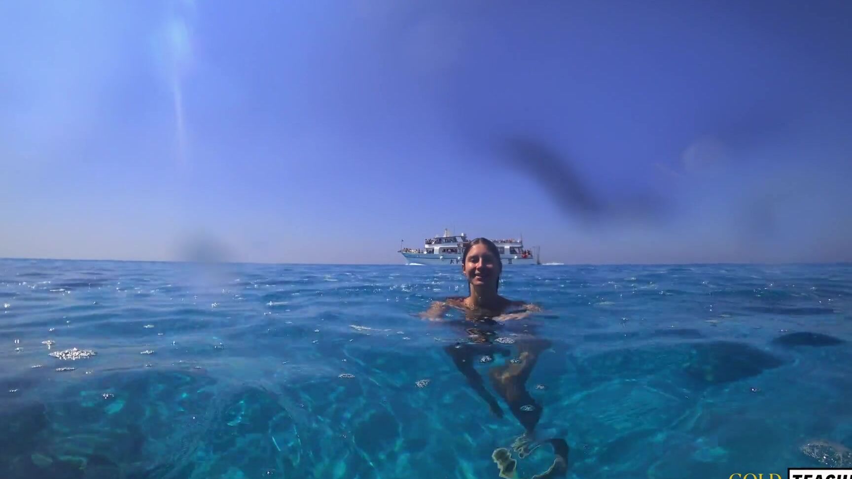 GoldTeachers A Russian girl with a stunning body swims naked on a public beach. Tourists are thrilled Pornhub