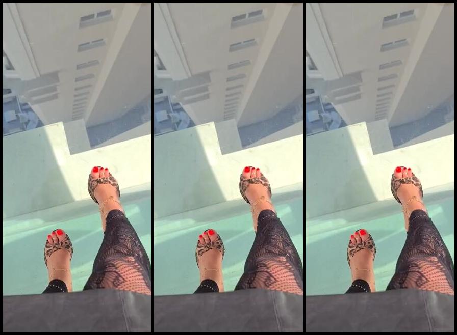 Feetbysherri Onlyfans Walking On The Glass Floor In Hotel Rui In Madrid Spain