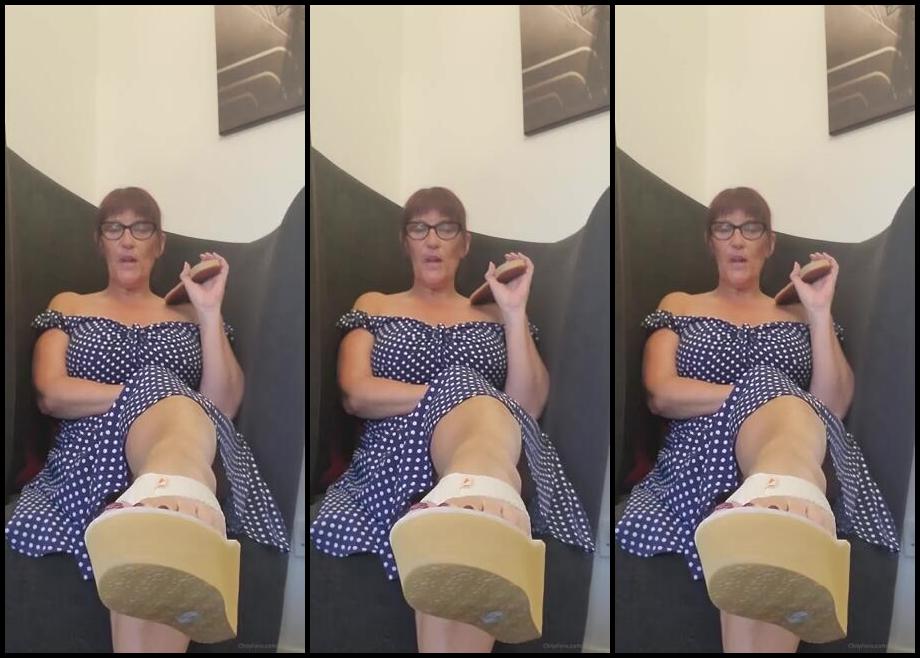 Miss B Nicknamed Missb52S Onlyfans 05 31 2023 Before We Go For Lunch I Will Spank You