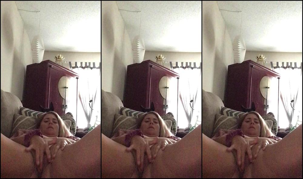 "Sweetabby2020" milf, mommy roleplay, single mom, teacher, teacher fetish Want to watch your stepmom manyvids