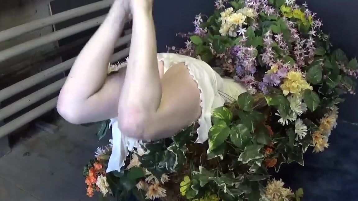 Sarah Michelle Secret Party Favour