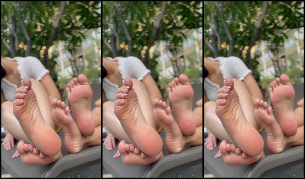 Alicefeetz Nicknamed Alicefeetz 02 09 2022 Onlyfans Video W Sister