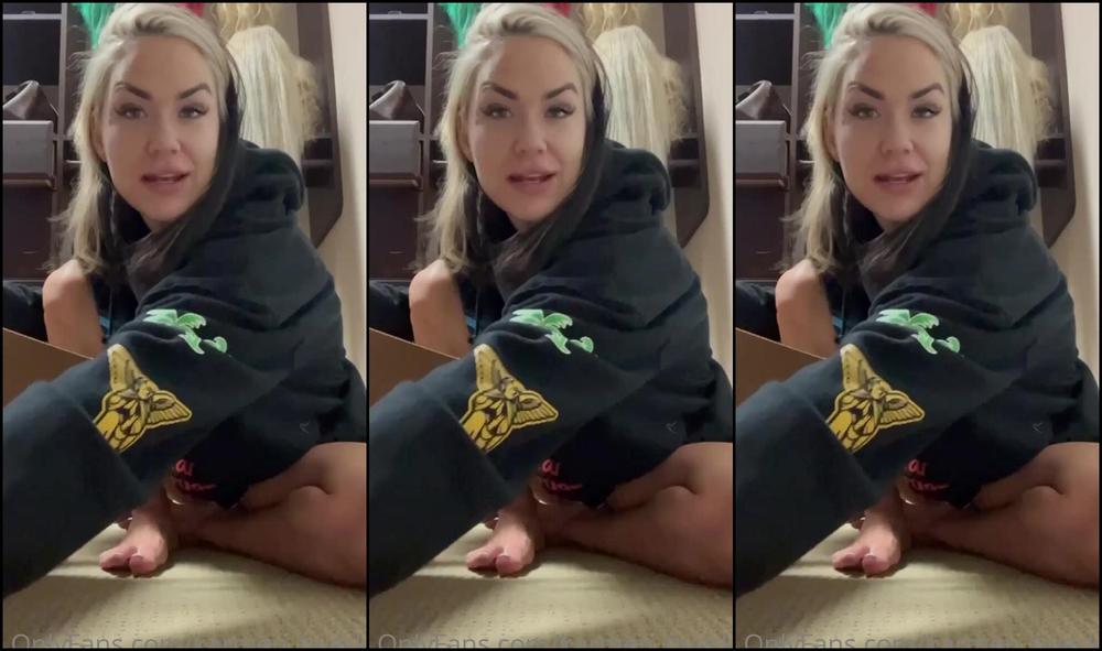 Karmens Library You Like Unboxing Vids