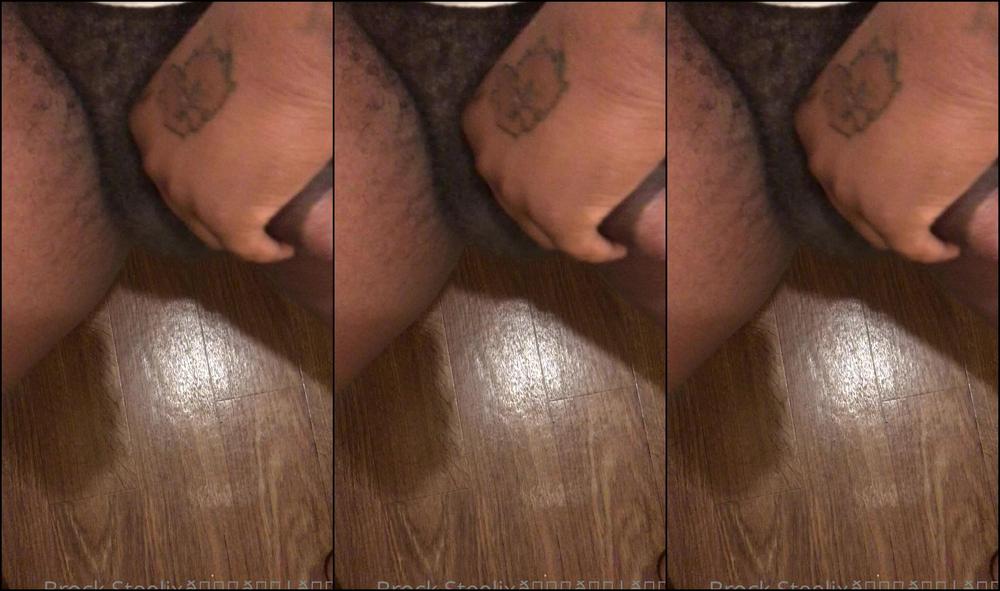 Brocksteelix Free Morning Cumshotdont Mind My Loud Ass Bathroom