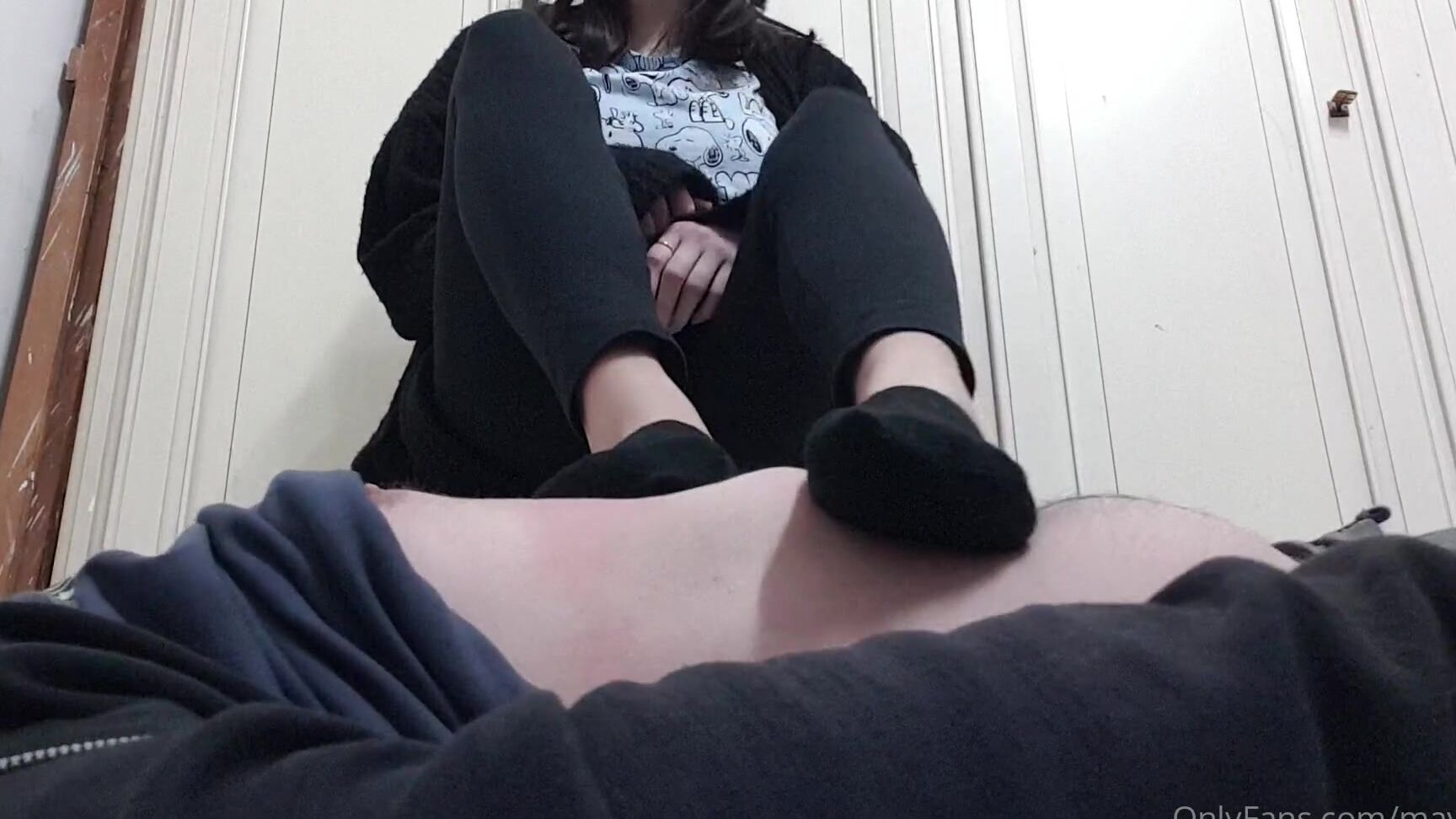 Maybel Boys Maybel Segati Mentre Ti Uso Come Un Inutile Tappeto Di Merda Jerk Off Wh