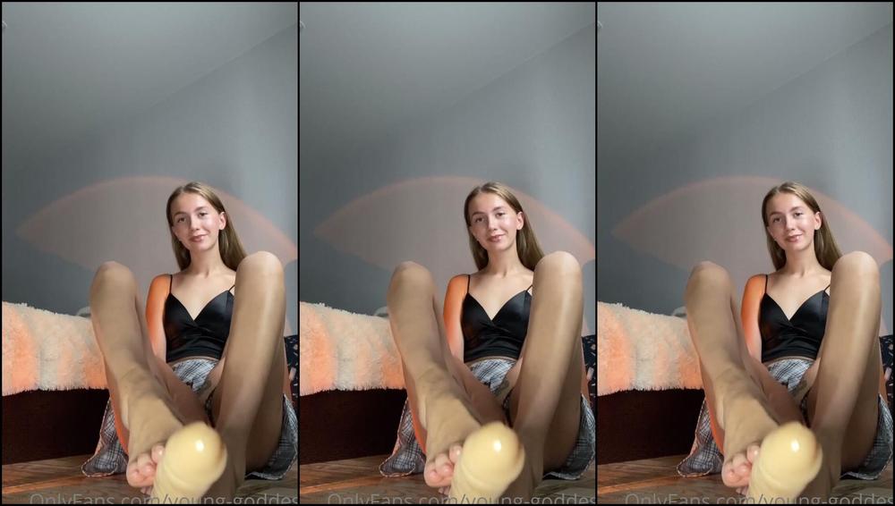 Young Goddess Have A Good Evening