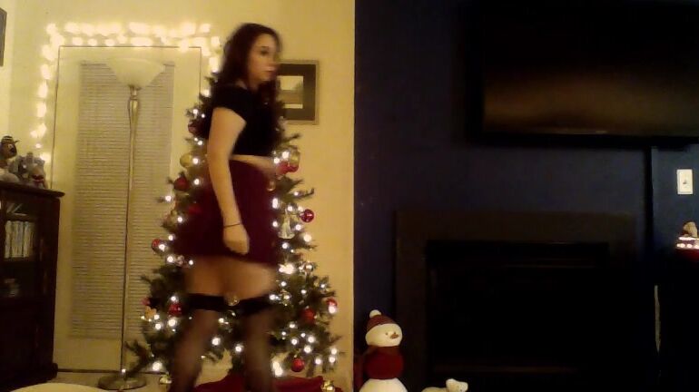 Amateur Strip In Front Of Christmas Tree