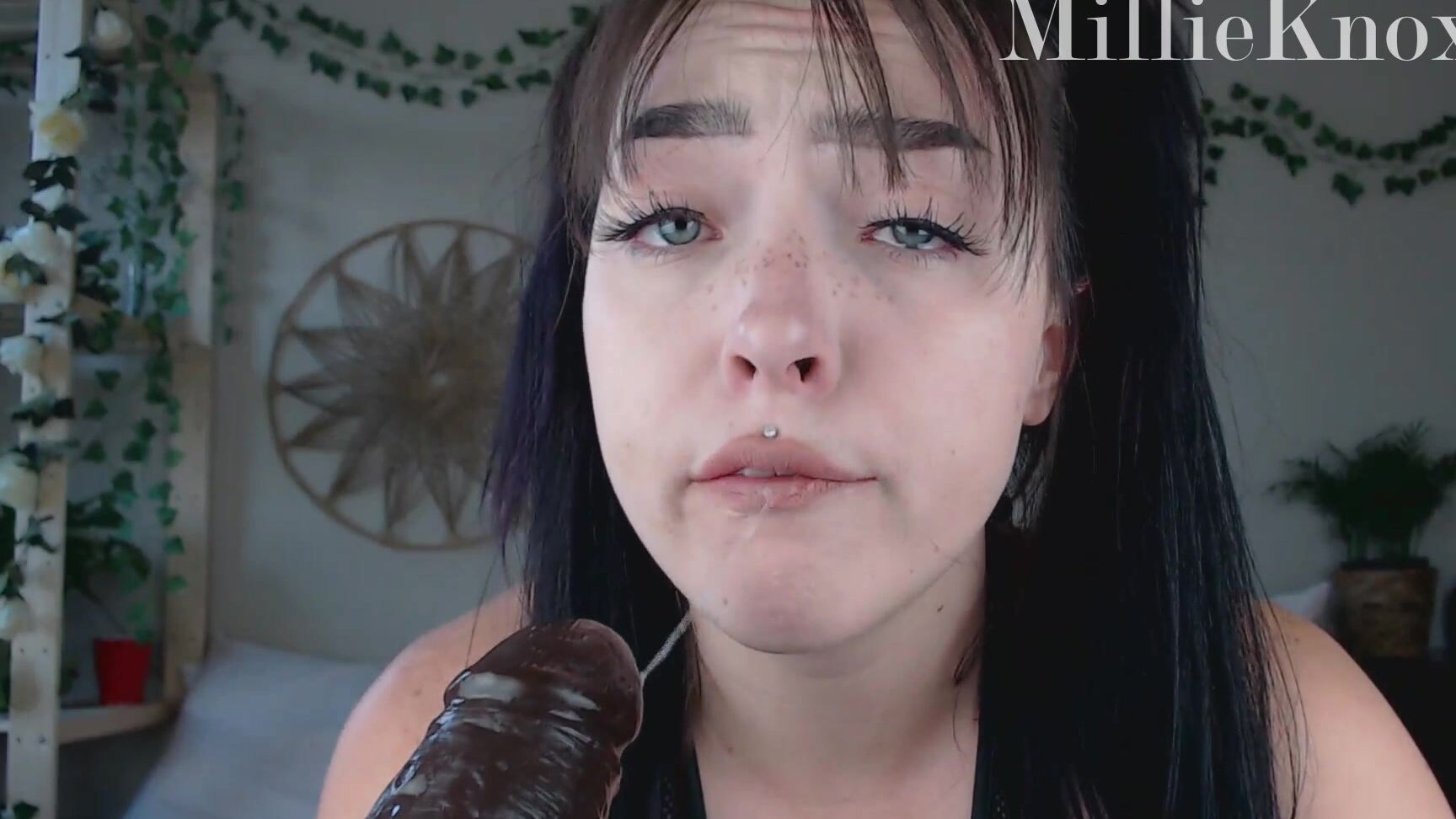 BBC,Creampie,Deepthroat,Pussy Stretching,Spit Fetish milliemillz size queen fucks bbc ManyVids