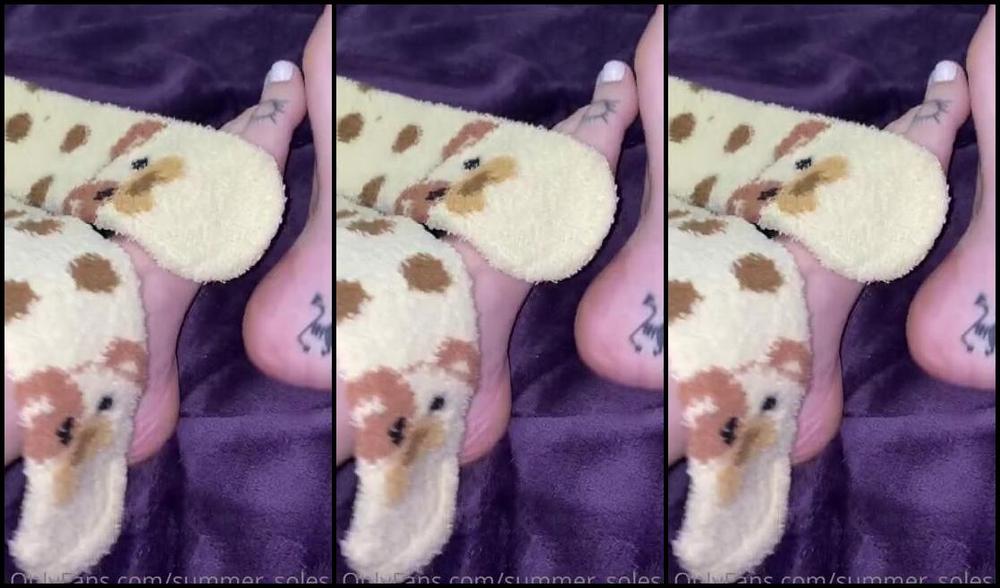 Summer Solesis Nicknamed Summer Solesis Onlyfans Not Your Typical Sock Removal Spoiler I Got New Socks