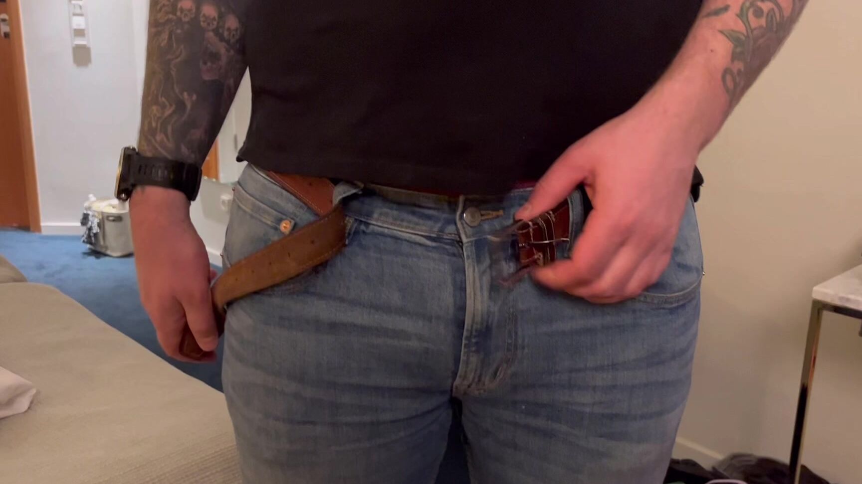 Lea, Spanking M F, Full HD, LCAA LCAA Valentine Spanking In The Hotel Clips4Sale