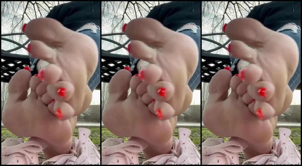 Servingbarefeet Aka Servingfet Onlyfans Join B