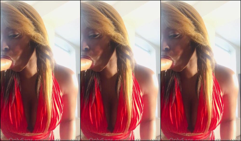 Jasminewebb Let Me Be Your Valentine I Ll Suck The Skin Off Your Dick If That S Not Love I Do