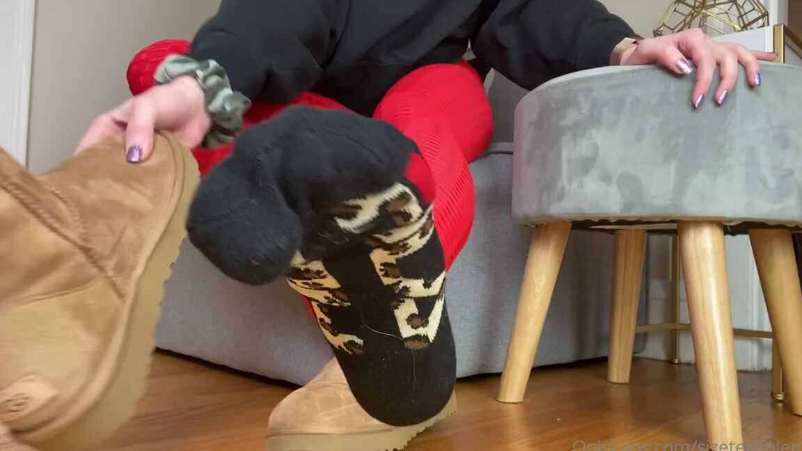 Sizetensolemates Onlyfans Happy Hump Day What Do You Guys Think Of These Black Fila Ankle Socks I Them