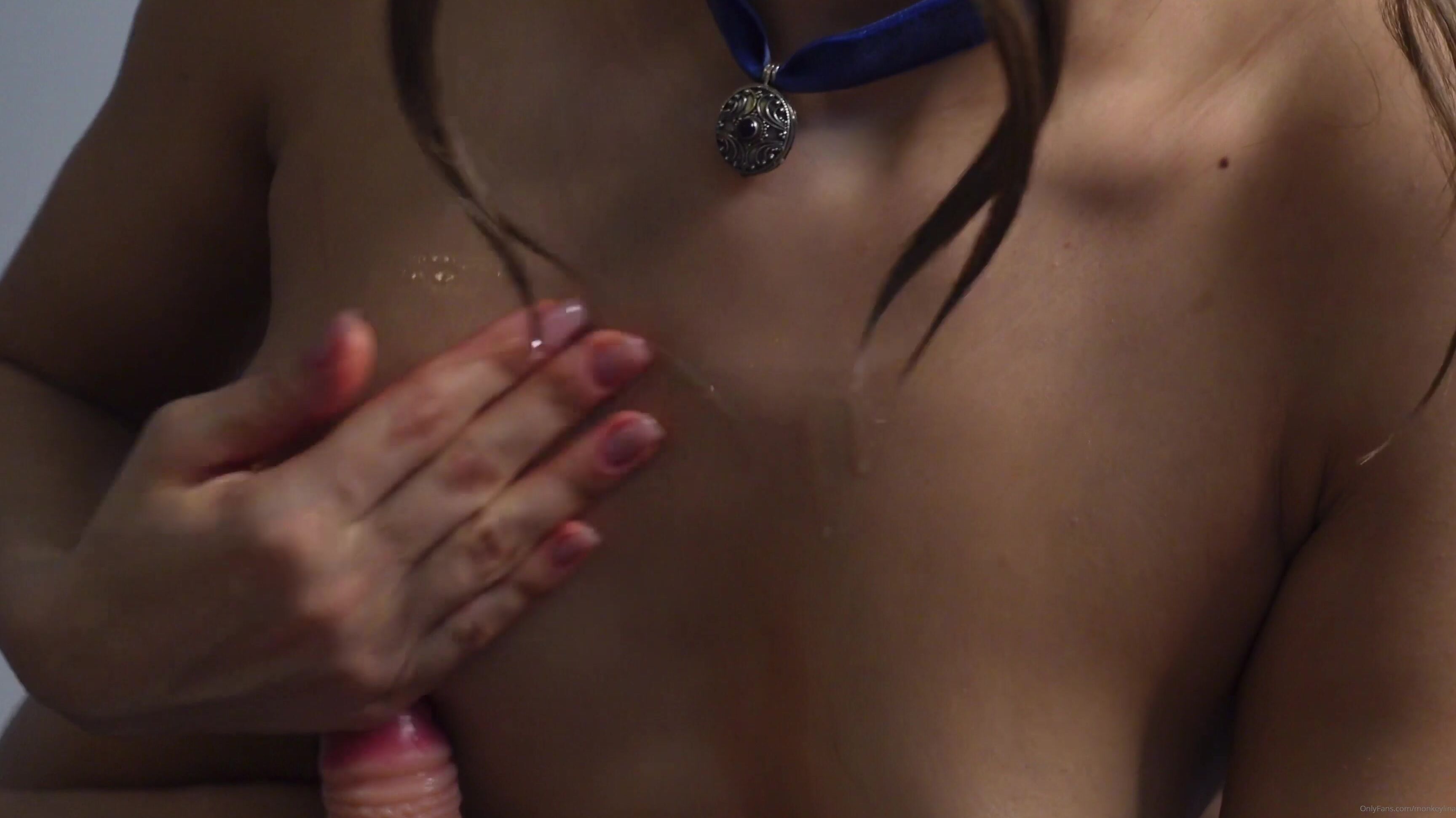 monkeylina-onlyfans-video-088