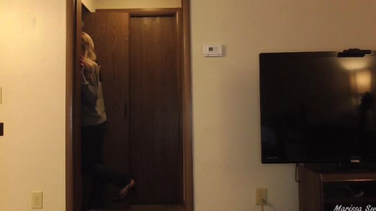 "Marissa Sweet" belly button fetish, foot fetish, non-nude, stretching, thong fetish Getting What I Want manyvids