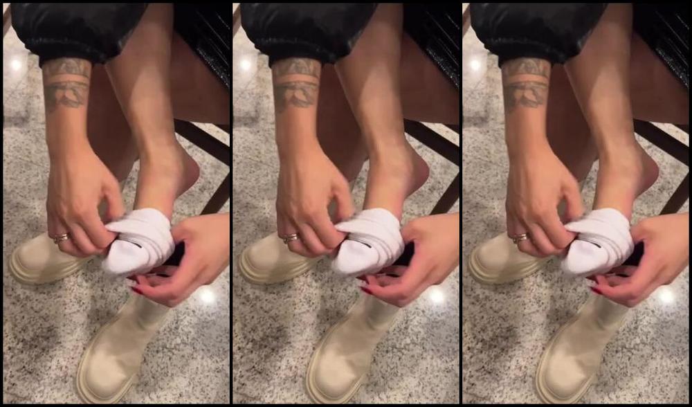 Enna 88 Onlyfans Going To Europe With These Boots In 10 Hours When I Get There My Feet Will