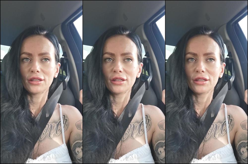 Melodyradford Life Update Fuck My Life Is Crazy This Chick Is So Fuckn Crazy Lol If You Have Any