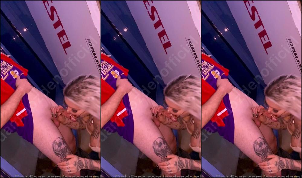 Ozdendamla Evimin Balkonunda Da Siki Medim Demem Bu Bebe Ok Iyi Sikiyor Suleymanaktass Kom