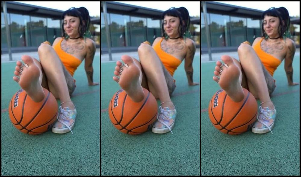 Freakyfjondaxxx Onlyfans Who Is Brave Enough To Smell