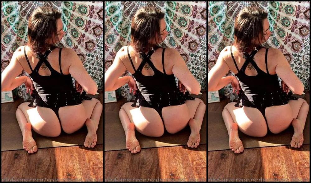 Sole Kissed Nicknamed Solemoves Yogitoes Onlyfans My Sensualness Is Undeniably Felt From Every Depth Of My Soul Enjoy