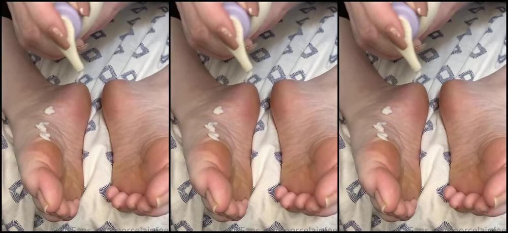 Porcelain Goddess Aka Porcelainfeets Onlyfans Two Min Foot Rub Video To Help You Through This Monday
