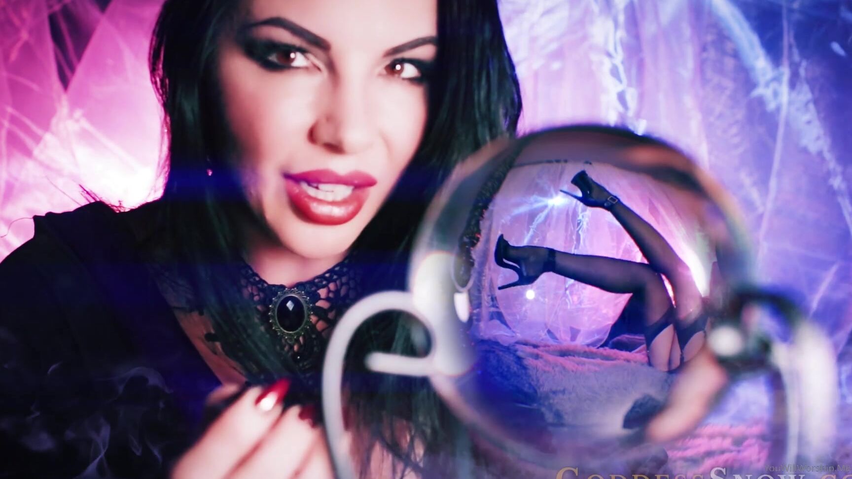 Dominasnow Come In Sit Down Don T Be Afraid I Know Why You Re Here You Re Hoping To Look In