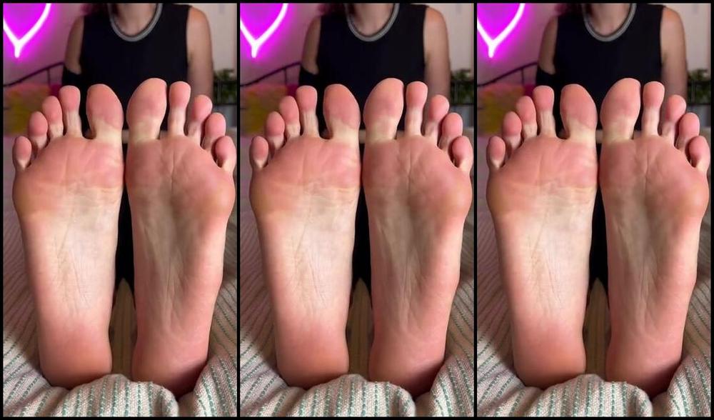 Maya Rose Xx Onlyfans Let S Not Forget Where You Belong Little Footbitch Only Watch If You Like To Be Humiliated Like