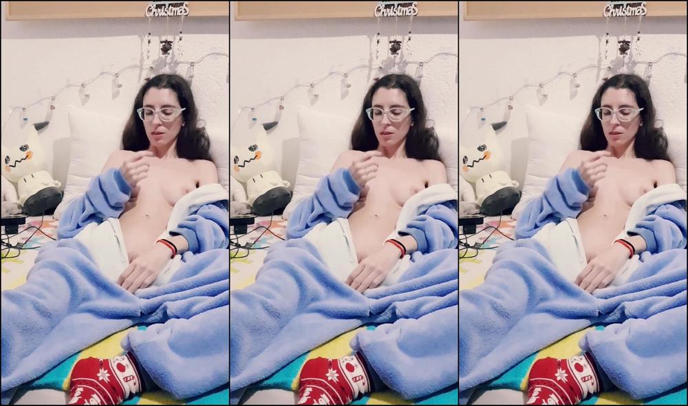 Littlebiocide Por Las Noches Siempre Me Caliento