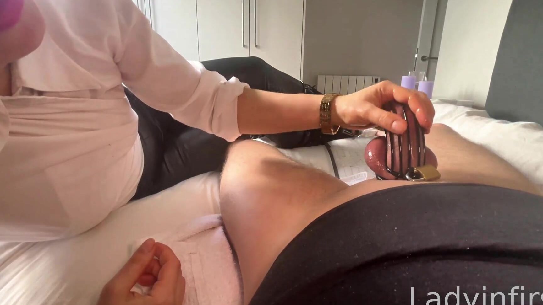 Lady In First 2024 02 21 At 09 06 Id 616733026327470080 Hash2 E64372Bd65Ac9E5F15663B6D3D2De2D0