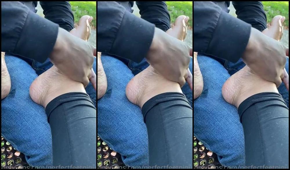Iwantnique Onlyfans Public Foot Massage W Playboy Footboi It S Crazy How Many People Drove By And Was Just