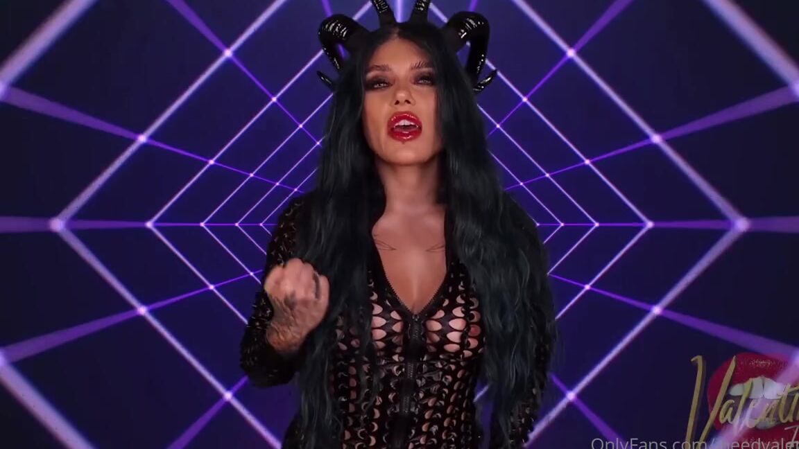 Valentina Fox Nicknamed Ineedvalentina Onlyfans Happy Halloween Weaklings From The Succubus Premium