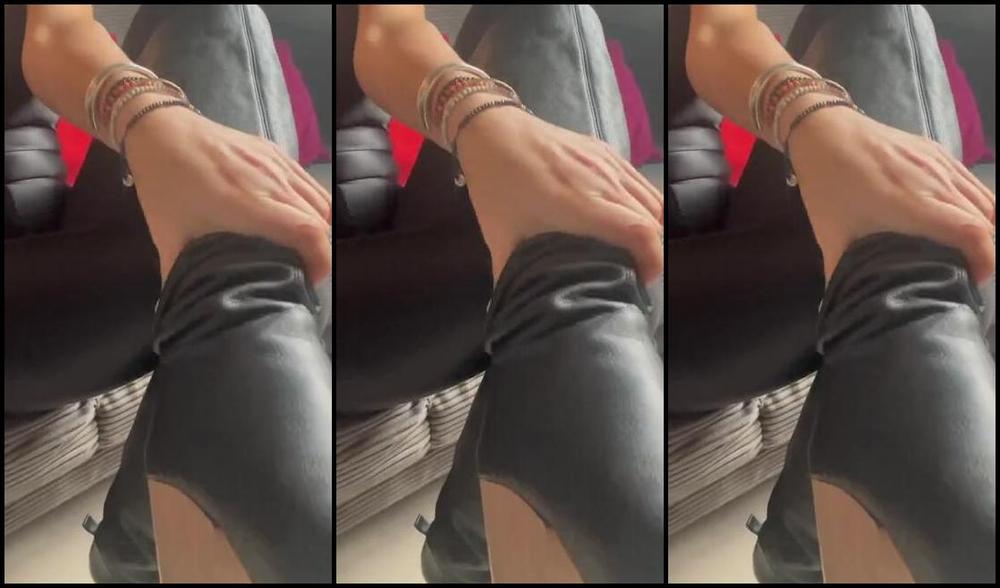 Queenfeetred Nicknamed Queenfeetred 12 17 2024 Onlyfans Video Wish U Great Day