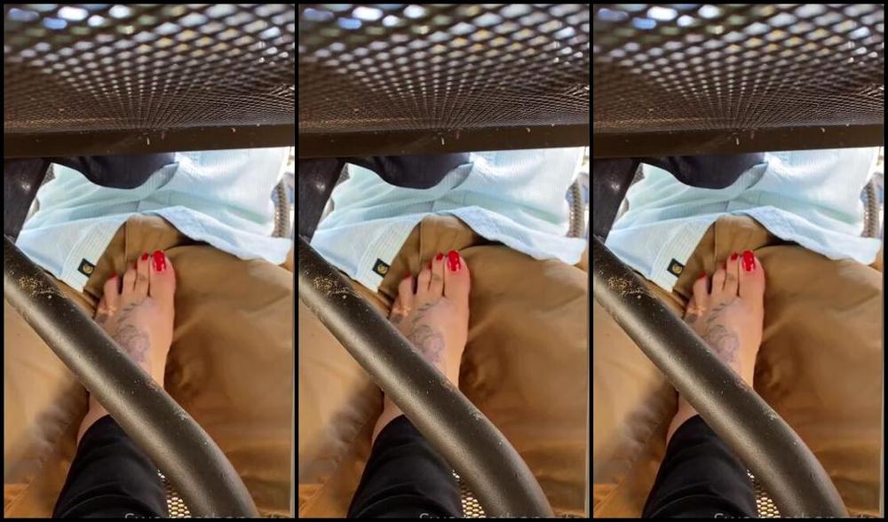 Goddess Rhonda Aka Sweetesthangsfeet Onlyfans Under The Table Dinner Tease In Dc With Manny Fresh