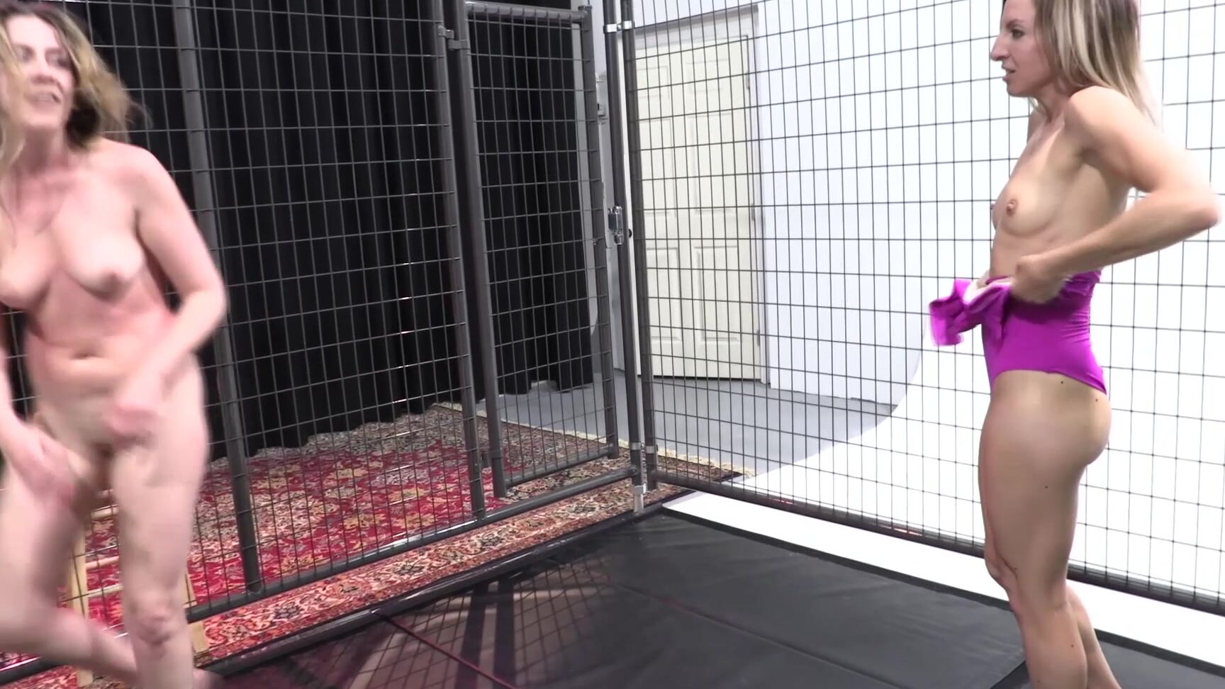 Lora Cross Sinthia Amp Lora Grudge Match Sex Fight