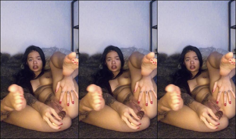 Xpaisleypaigex Trying Out My New Glass Toy And Made