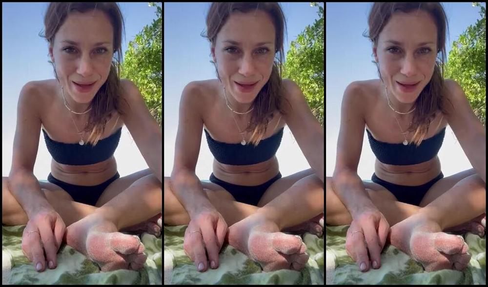 Gingeralesfeet Aka Misstressroux Onlyfans Greetings From Paradise