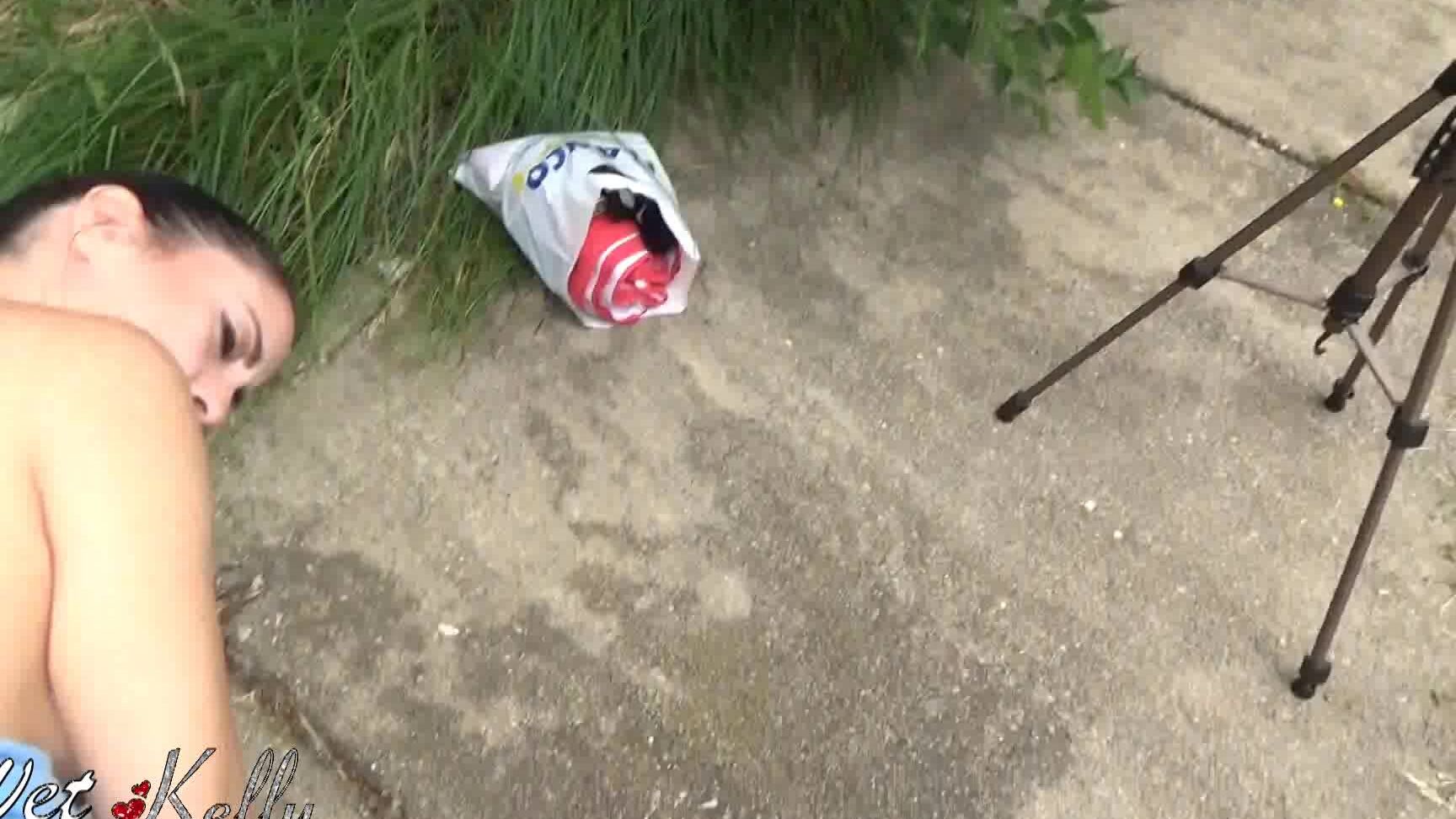 Cum In Mouth, Exhibitionism, Outdoor Public Blowjobs, Public Blowjob, Public Outdoor wet kelly fuck in the park ManyVids