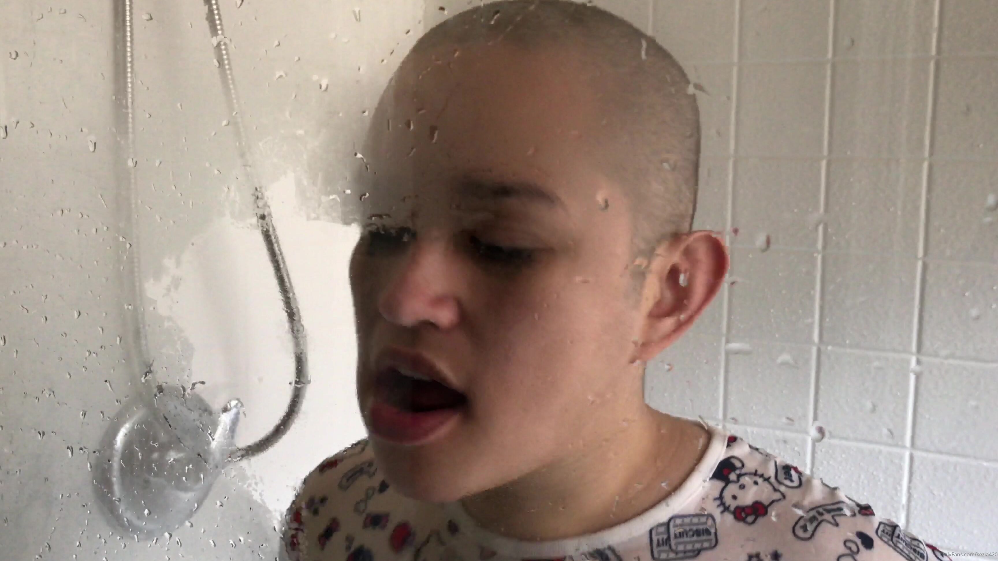 Kezia Or Maybe You Rather See Me With Makeup Running Down My Fa