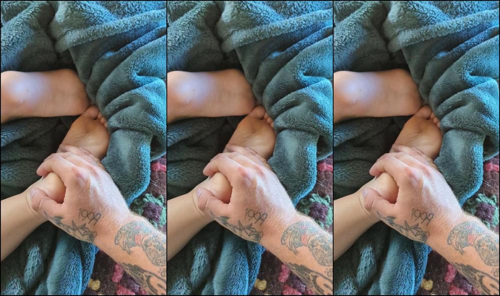 finnisfine-05-05-2022-2445698056-sleepy-lil-gurl-jacobcpenny